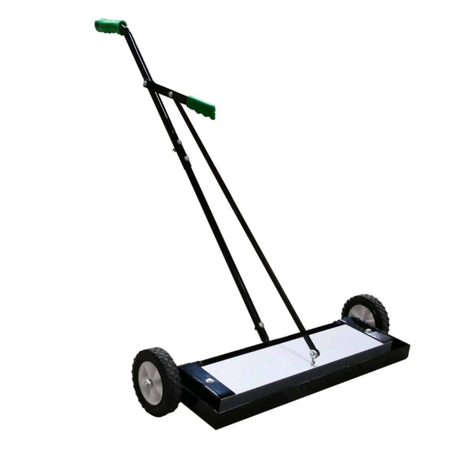 Magnetbesen 2.0 mit stabilem Metallrahmen, Neodym-Magnetfläche und großen Gummirädern, Produktfoto für Innen- und Außeneinsatz.