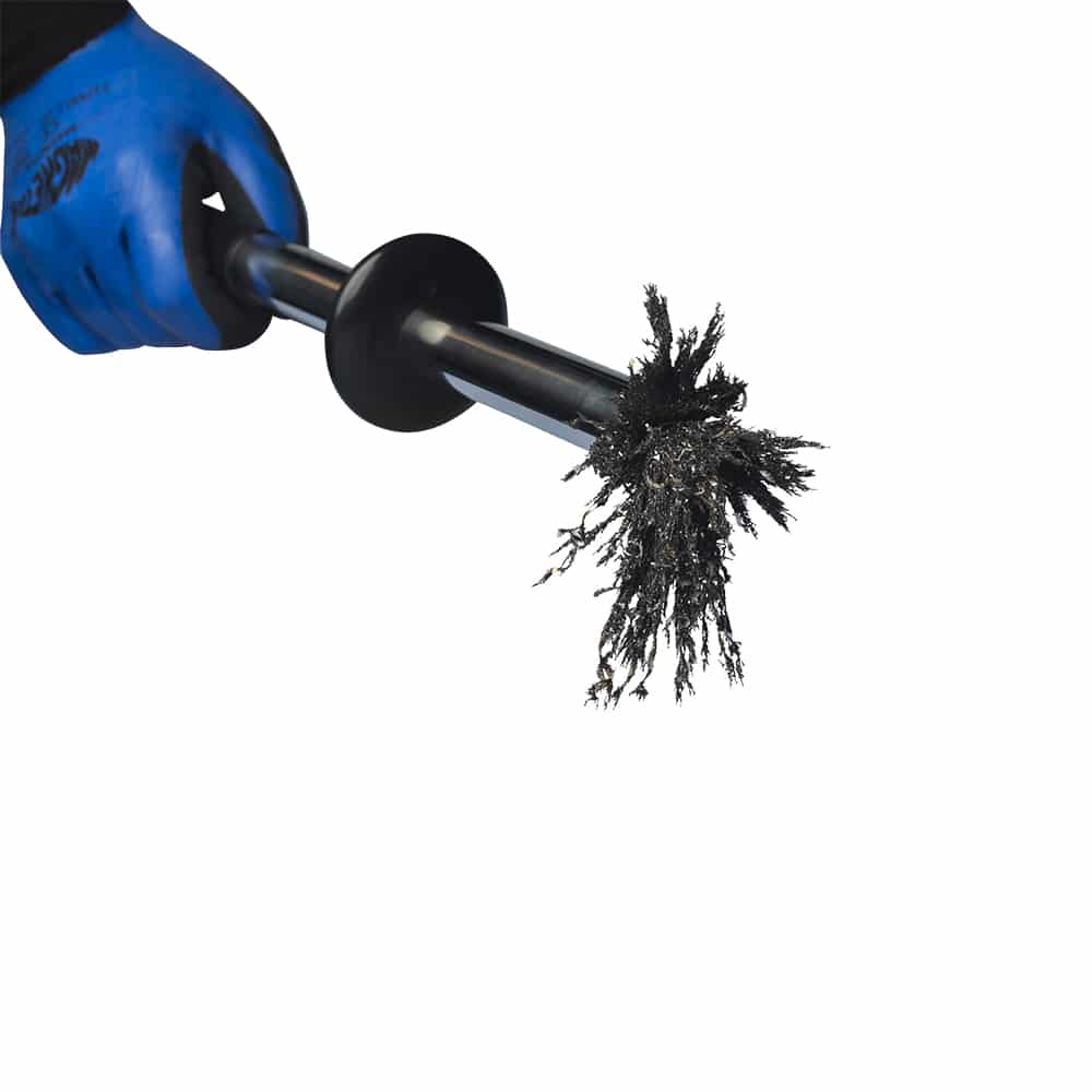 Produktfoto eines Magnetbesen-Handtools mit Griff, an dem Metallspäne haften – ideal zum schnellen Aufsammeln von Eisenteilen.